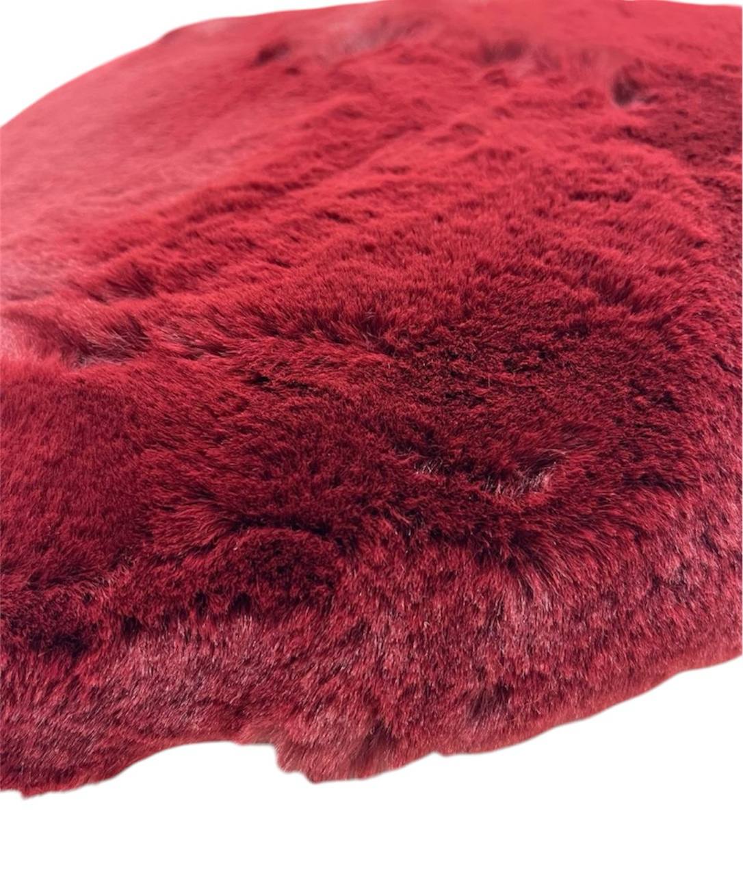 Cuscino a cuore 40x40cm in eco pelliccia bordeaux / corda