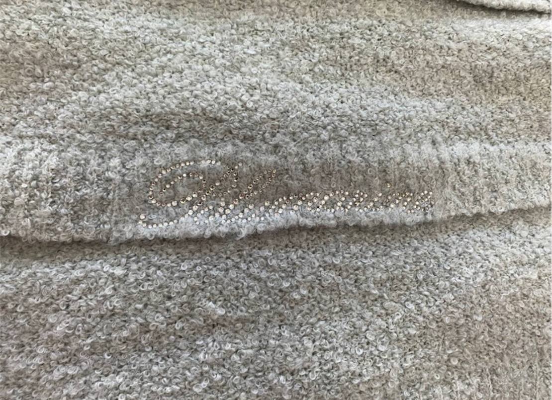 Plaid Moda boucle' con volant e logo in cristalli Swarovski Silver