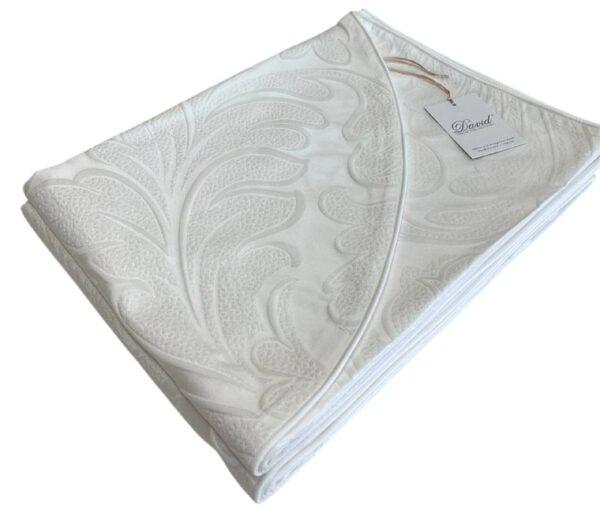 Coordinato letto matrimoniale copriletto + completo lenzuola + coppia cuscini arredo + tris centrini Lisette Latte