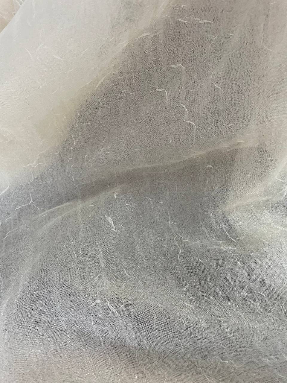 Taglio tenda per interno 400x300cm con piombo organza stropicciata champagne