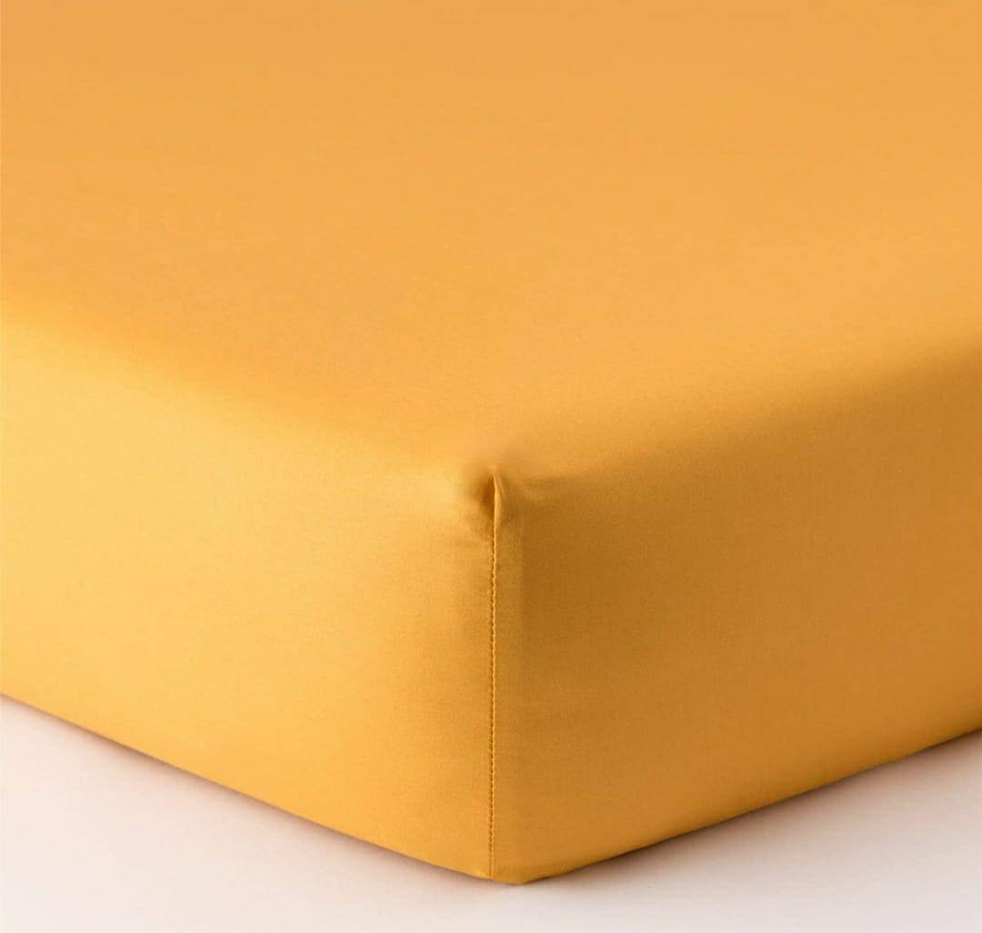 Completo lenzuola in raso di cotone Matrimoniale Suite Giallo Oro